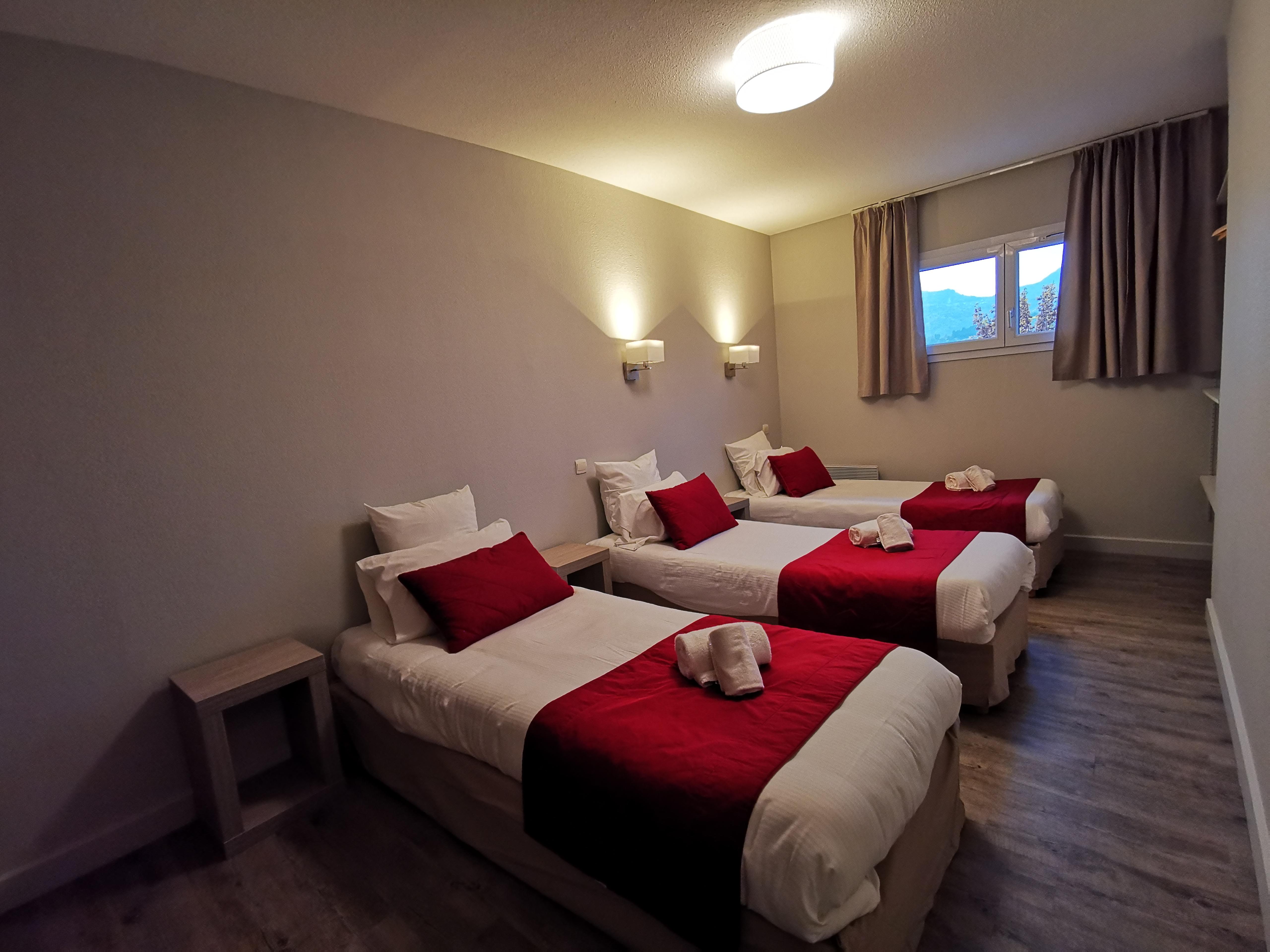 The Originals Boutique, Hotel Le Cap, Gap Sud Tallard Bagian luar foto
